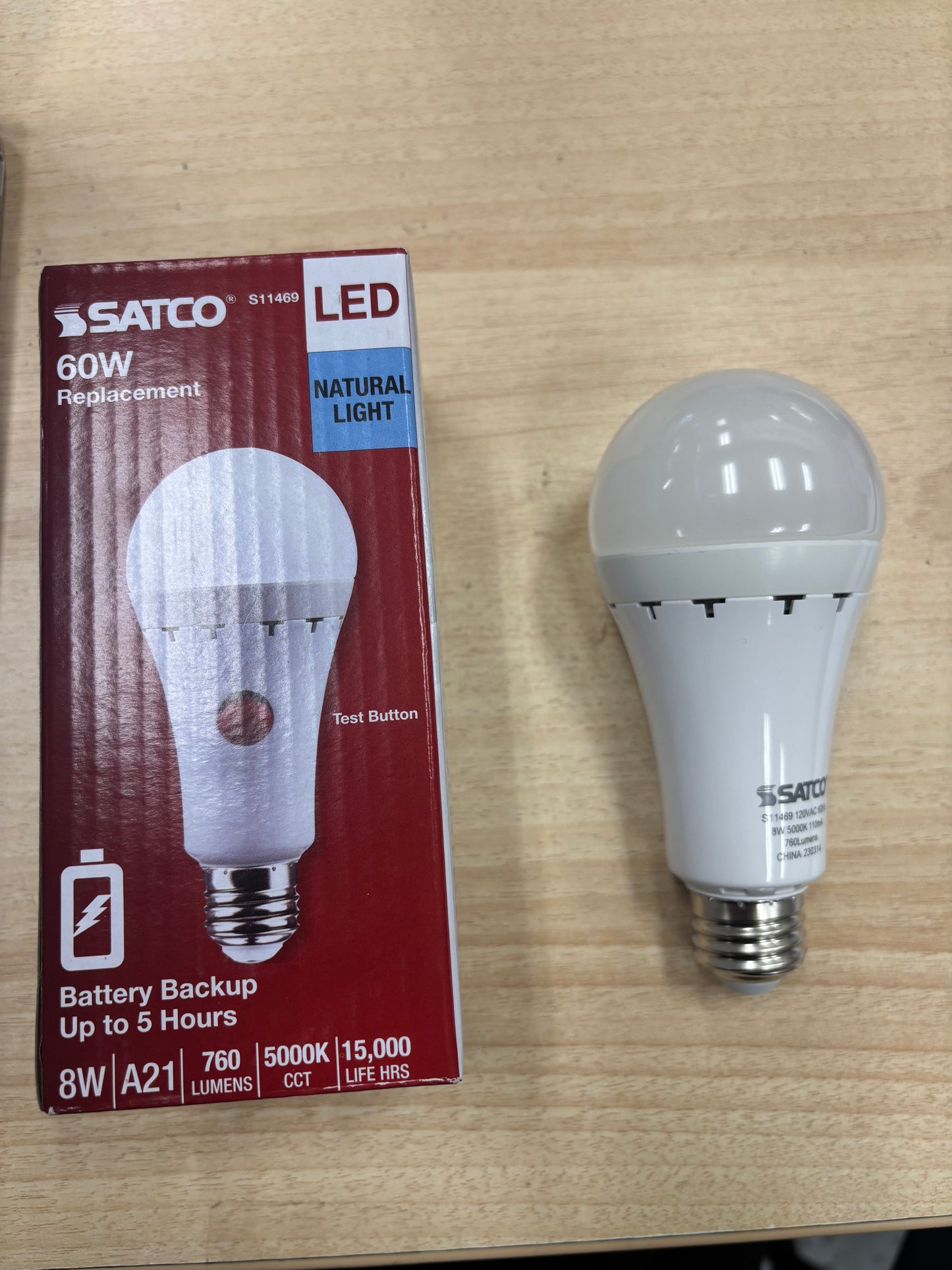 Satco S11469 LED Battery Backup Light Bulb – 9.5W 2700K A19 Emergency Bulb (Up to 5 Hours Runtime)