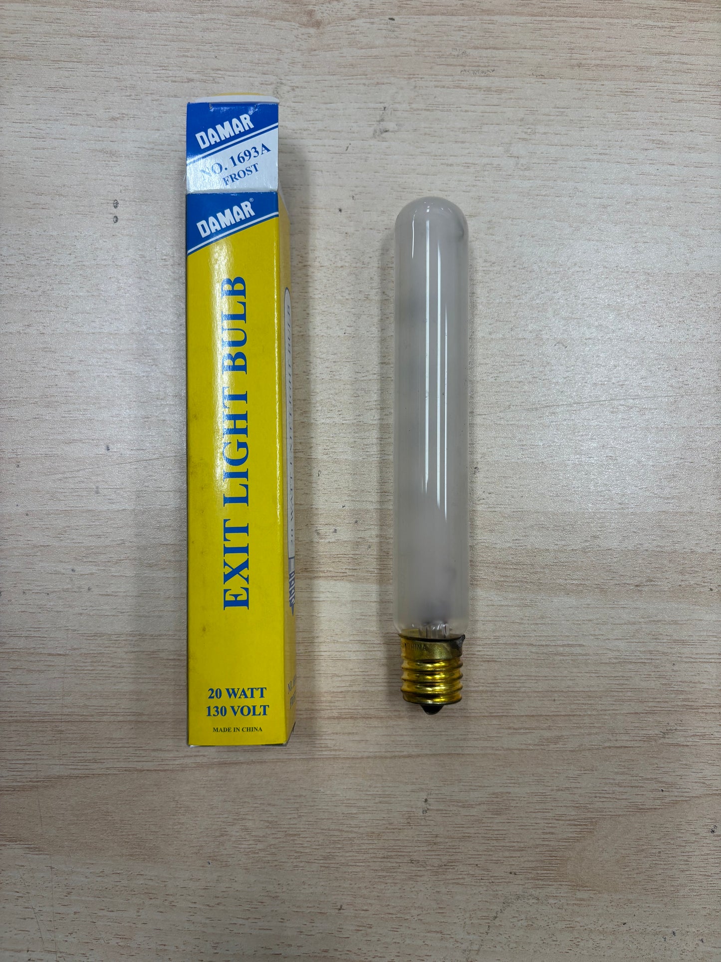 Damar #1693A Frost Light Bulbs – (3-Pack)